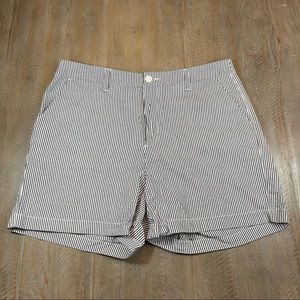 a new day shorts Size 12 stretch Blue Striped High Waist